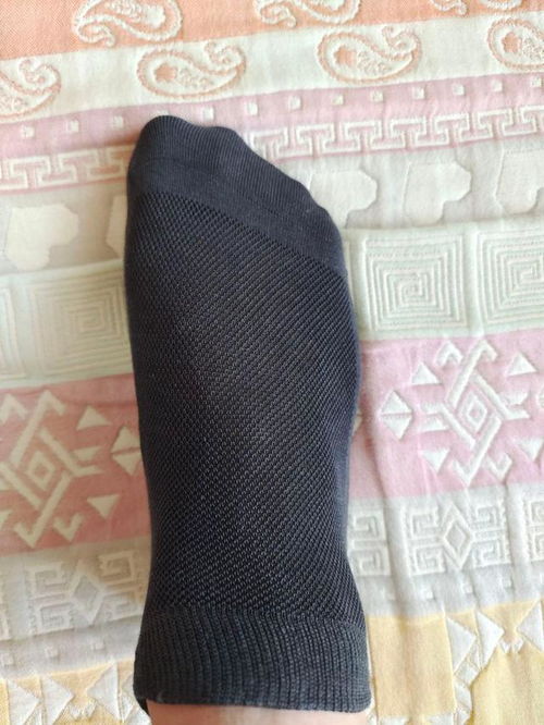 滿(mǎn)芳庭測(cè)評(píng)出品 上手雅贊男款襪子半月,小編選擇是對(duì)的